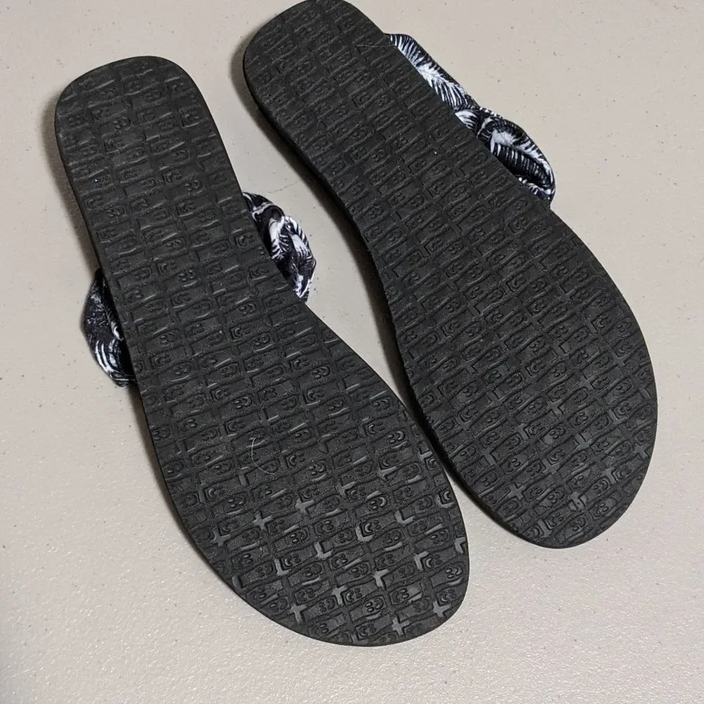 Sanuk Sling Ella Yoga Sandal flip flop black & white 9 US